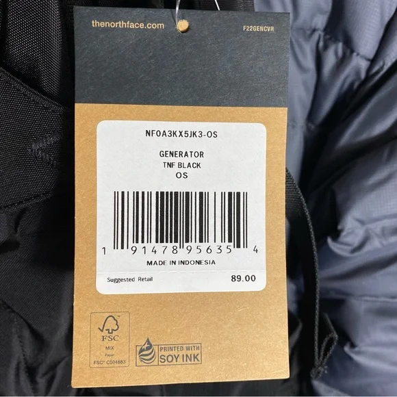 The North Face Generator Backpack School Bag TNF Black BRAND NEW WITH TAGS! - Picture 12 of 14